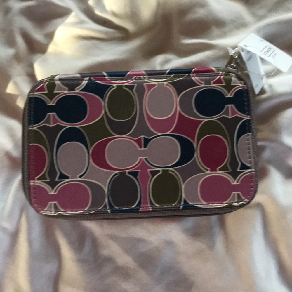 Coach jewelry holder. NWT